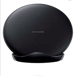 Samsung Fast Wireless Charger Model: EP-N5100
